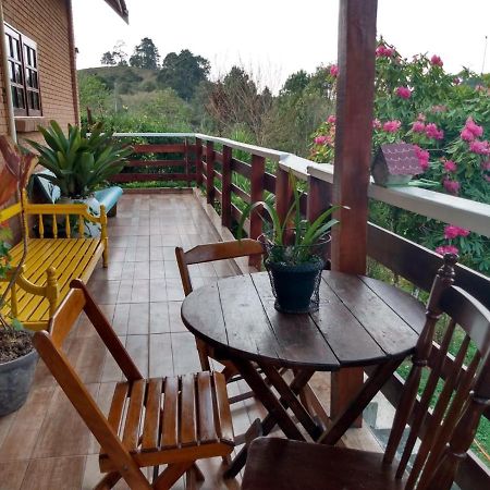 Casa Flor De Liz Villa Campos do Jordao Luaran gambar
